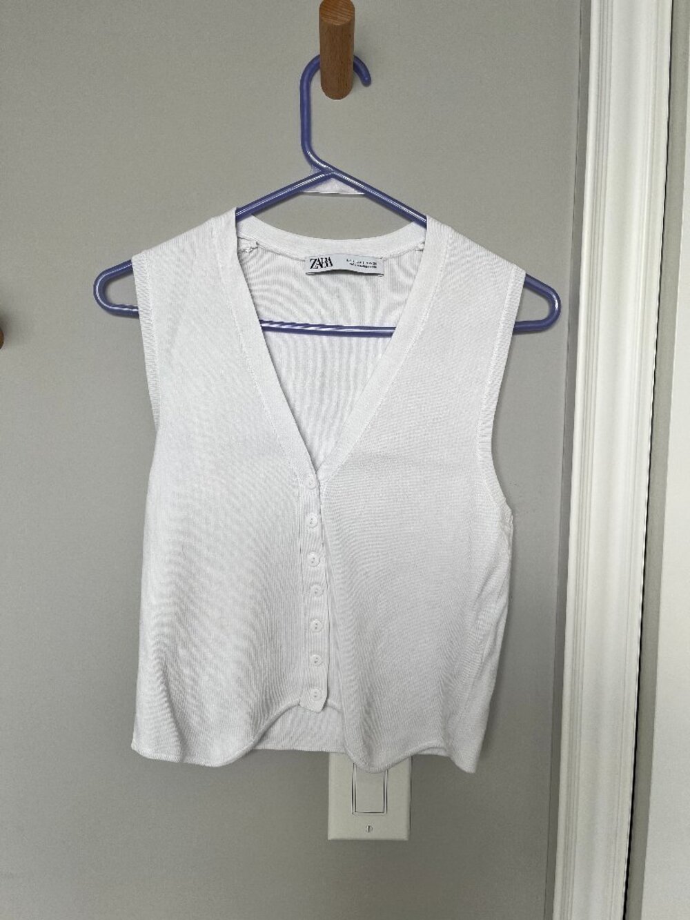 Zara White Knit Vest